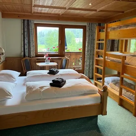 Zum Lendwirt بيت ضيافة وستندورف