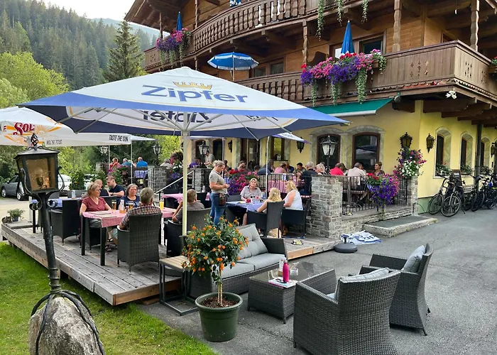 Zum Lendwirt 招待所 3*