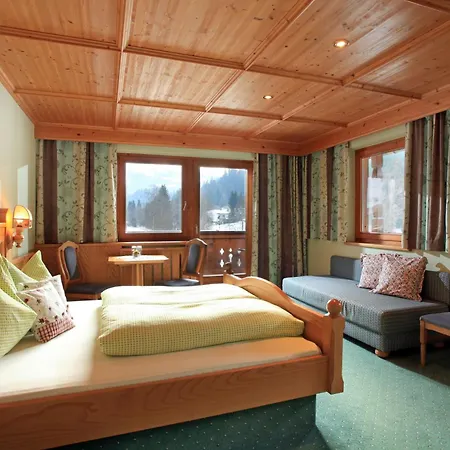 Πανσιόν Zum Lendwirt 3*